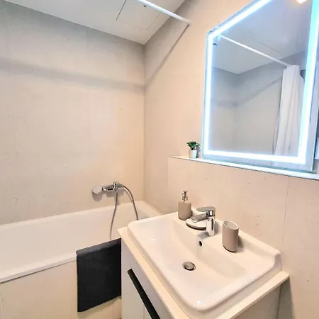 דירה Metropolis Prime With Free Parking *